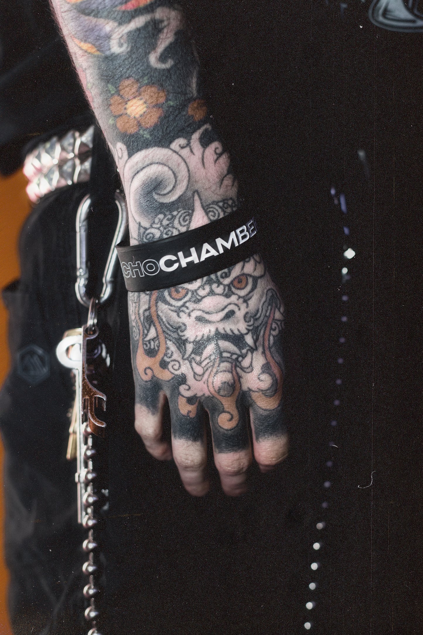 Ɛ\> when promises lay broken wristband </3